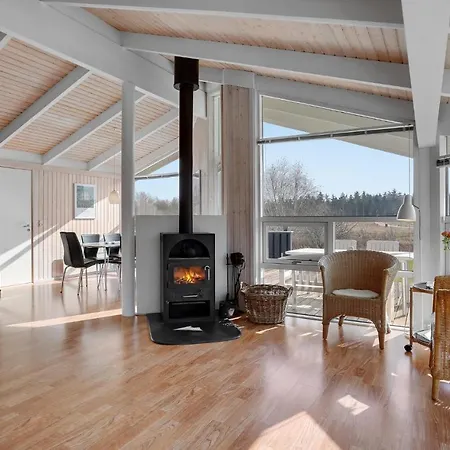 Nice Home In Grenaa With Kitchen Σπίτι διακοπών